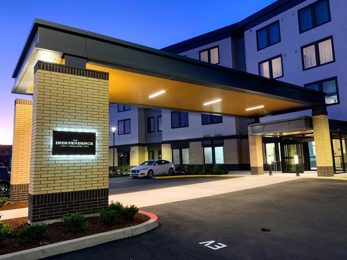 The Independence Hotel Exteriér fotografie